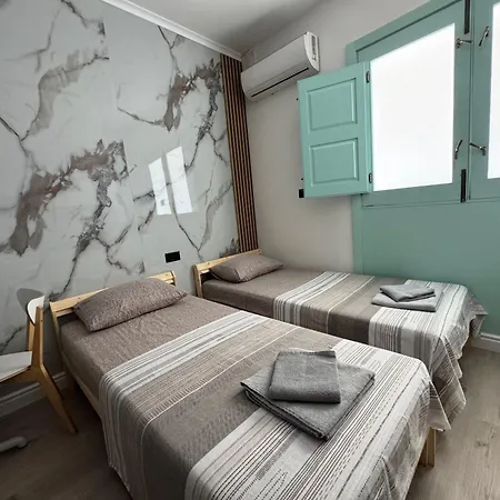 Bentley Ground Floor Apartman