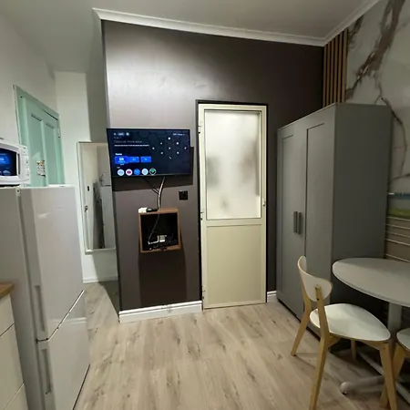 Bentley Ground Floor Apartman